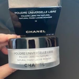 Chanel natural finish loose powder- Shade 10: light shade neutral undertone
